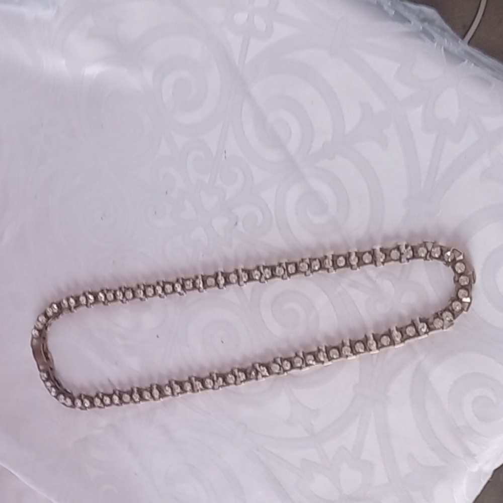 J Crew crystal necklace set in gold hardware. 12 inches long